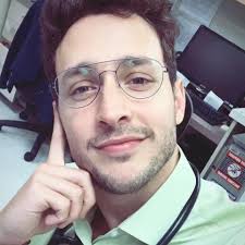 Dr. Mike Fans, AKA Mikhail Varshavski