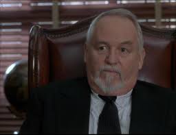 How do we feel about Headmaster Charleston? : r/GilmoreGirls