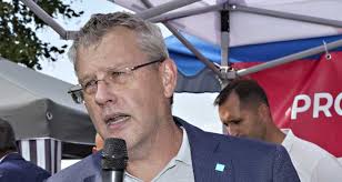 Tomáš Jelínek k odměnám pro záchranáře z Ústeckého kraje při covidu.