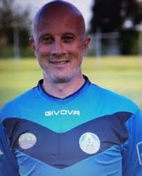 Il pomeriggio non ci porta i calendari ma il primo esonero dell'anno.