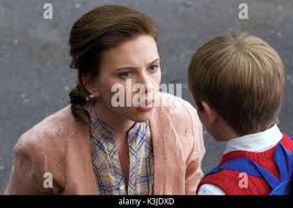 THE NANNY DIARIES SCARLETT JOHANSSON, NICHOLAS KUNST The Nanny Diaries  Datum: 2007 Stockfotografie