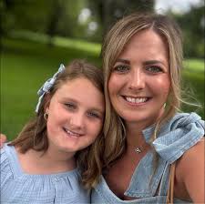 YAY✨Congrats to Hannah Lemke!! Woohoo for a FREE 1 Hour session!!  ***Update, do not follow any spam! The giveaway is January 31st and I will  personally message you if you are the