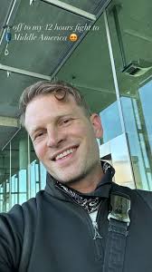 Hello Pilot Patrick DaCosta Fans Good night Merry Christmas you all God  bless you always