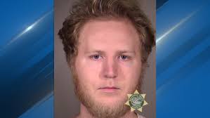 Portland Police looking for arson suspect who failed to turn himself in