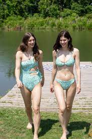Bikini-Clad Alexandra Daddario Posing Alongside Her Seductive Friend - The  Fappening!