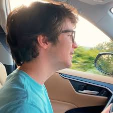 one whole year with you ♡ no clue how you’ve dealt with me for this long  but I appreciate you for it!!! I love you more than anything bubs, no one  compares to you ♡ #bestyearever #swipethru ...