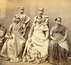 Studio portrait of Three Girls Wearing Jewellery - Madras (Chennai), Tamil Nadu (India) in the 1870s.