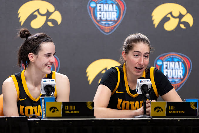 The historic chemistry between Caitlin Clark and Kate Martin remains a powerful draw, do AI tạo