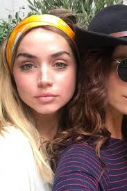 Ana de Armas' smile shines with pure elegance always. 😍🥰