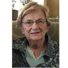 Mariellen Finster's Instagram, Twitter & Facebook