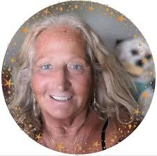 Are there local Curio & Relics dealers in Bend Oregon for decor use?