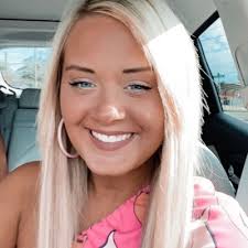 Danielle Adcock's Instagram, Twitter & Facebook