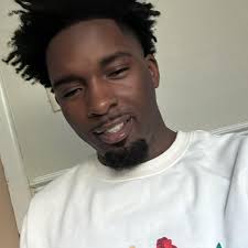 Jaguars WR/CB Travis Hunter remains the ONLY Top 10 pick that has not  signed his rookie contract. Hunter, who's set to sign a 4-year/$46.5M  contract with a $30.5M signing bonus, has not