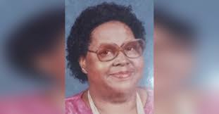 Lillian Yarbrough's Instagram, Twitter & Facebook