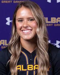 Wendi Hammond's Instagram, Twitter & Facebook