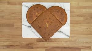 Kleinen kuchen backen herzform weil sie vermutlich ihre küche eine menge zu verwenden, müssen sie im vorhinein planen reibungslos. Herzkuchen Profitorten Aus Der Springform Bayern 1 Radio Br De
