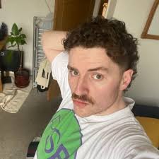 Verity Wright (@VerityMaeWright)