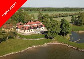 Sie wollen ein haus kaufen? Landsitz In Schweden 2 760 Ha
