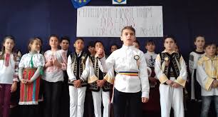 0 ratings0% found this document useful (0 votes). Scoala GimnazialÄƒ Rediu Centenarul Marii Uniri SÄƒrbÄƒtorit Prin Poezii Cantece Scenete È™i Dansuri C