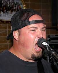 7/30/04 the Caravan Photo Gallery by Murray Bowles at pbase.com