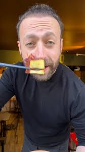 A V 🥑 K A D O R o l l 💚, 🛵 İstanbul’un her yerine paket servisimiz  bulunmaktadır., Sipariş için;, 📞 0 (212) 258 61 17, #rolledo  #rolledohandmade #handmadeçiğköfte #roll #çiğköfte