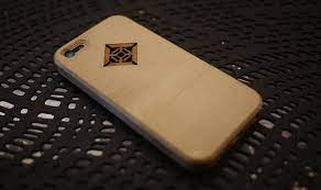 台灣設計 xuan 窗花系列iphone 4 4s 5 木製手機背蓋 大人物 70092 electronic products phone cases wallet