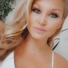 Mary Teske and Jonny Yarbro's Wedding Website