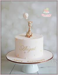 Sophie The Giraffe Cake By Jo Finlayson Jo Takes The Cake Giraffe Birthday Cakes 1st Birthday Cake For Girls Giraffe Cakes
