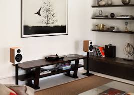 Classic High Fidelity Vinyl Turntable With Ai40 5 Powered Bookshelf Speakers In 2020 Turn Table Vinyl Bookshelf Speakers Design Studio Office
