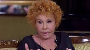 In pochi sanno che ornella vanoni ha un figlio, cristiano ardenzi, nato dal matrimonio con l'impresario teatrale lucio ardenzi. Ornella Vanoni Chi E Eta Carriera Amori Marito Figlio Covid 19 Controcopertina Com