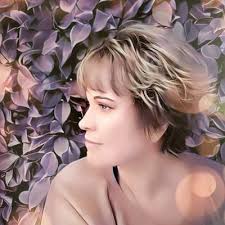 Debbie O. (@DebbieHere2)