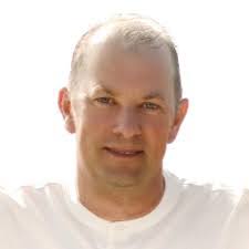 Mike Cox's Instagram, Twitter & Facebook