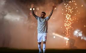 Jump to navigation jump to search. Staff De Daniel Alves Fala Em Promessa Do Sao Paulo Por Pagamento Mas Clube Nega Gazeta Esportiva