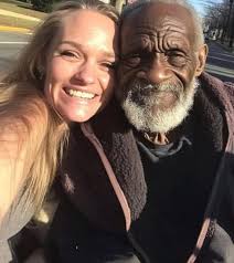 Homeless Man Saves 8-Year-Old from Freezing to Death and Their 30-Year  Reunion