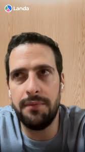 "We'll figure it out as we go...", Don't fall into this trap., That "clear"  verbal agreement with your client gets confusing fast when startups pivot  overnight., 30 minutes of documentation > months ...