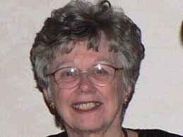 Beth Leo's Instagram, Twitter & Facebook