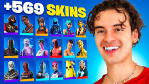 jugando fornite con la eskin de Juice world