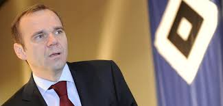 Fussball-Bundesliga: Hoffmann-Kritiker in den HSV-Aufsichtsrat gewählt