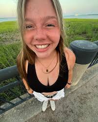 charleston with victoria >>>> #beach #charleston #southcarolina #ghosttour  #follybeach #sullivansisland #downtown #dungeon