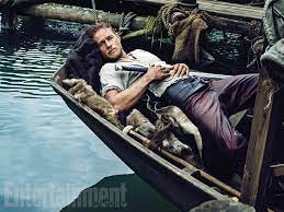Charlie Hunnam And Excalibur Glisten In King Arthur First Look Photos Charlie Hunnam King Arthur Charlie Hunnam King Arthur Movie
