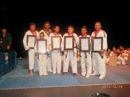 Sonorama FM Noticias: Alumnos de Unión Nacional de Tae Kwon Do Vaqueros d e  Agua Prieta asistieron este sábado 14 de diciembre a la ciudad de  Hermosillo Son, a presentar examen para