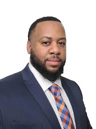 Our Team — Kelly Warren