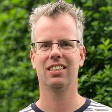 Verslagen deel ik mee dat mijn broer en zakenpartner Patrick Rosendaal is… 