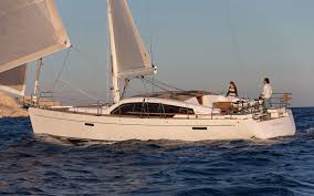 Wauquiez pilot saloon 43 is a 43′ 7″ / 13.3 m monohull sailboat designed by ed dubois and built by wauquiez between 1999 and 2004. Wauquiez Pilot Saloon 58 Katalog Itboat