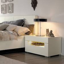 Choosing The Right Bedside Table Modern Bedside Table Side Tables Bedroom Bedside Table Design