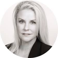 Denise Tuite's Instagram, Twitter & Facebook