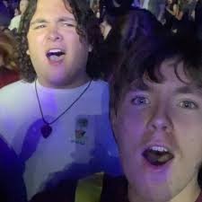 Senior MoPro🕺💃 Thanks @mackayla006 for going with me for my first and  last dance