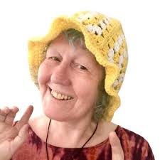 Granny Square Bucket Hat Crochet pattern by Pam Carr