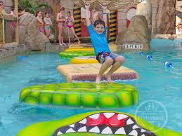 This pocono resort is an ideal destination for your next vacation. Experience The Best Of Both Worlds At Camelback Resort In The Poconos