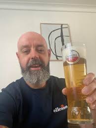 Few coronas tonight cheers everyone 🍺🍺🍺